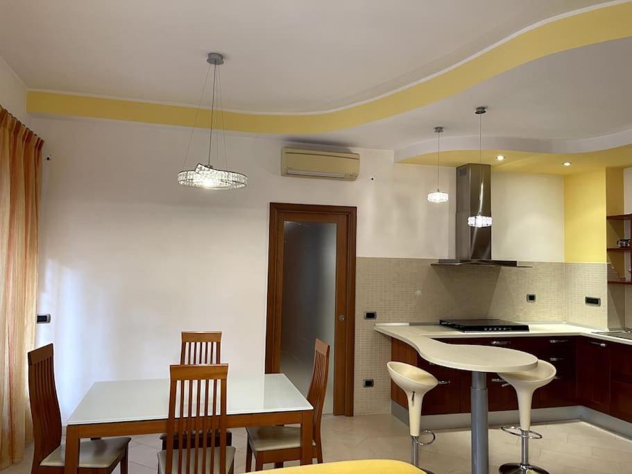 Delizioso E Silenzioso Appartamento A Roma Exterior foto